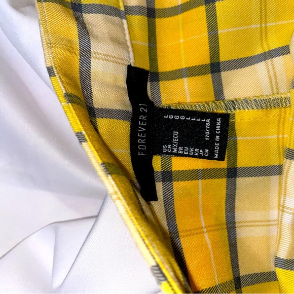 Forever 21 Cherry Skort Yellow Plaid size Large - Picture 4 of 4